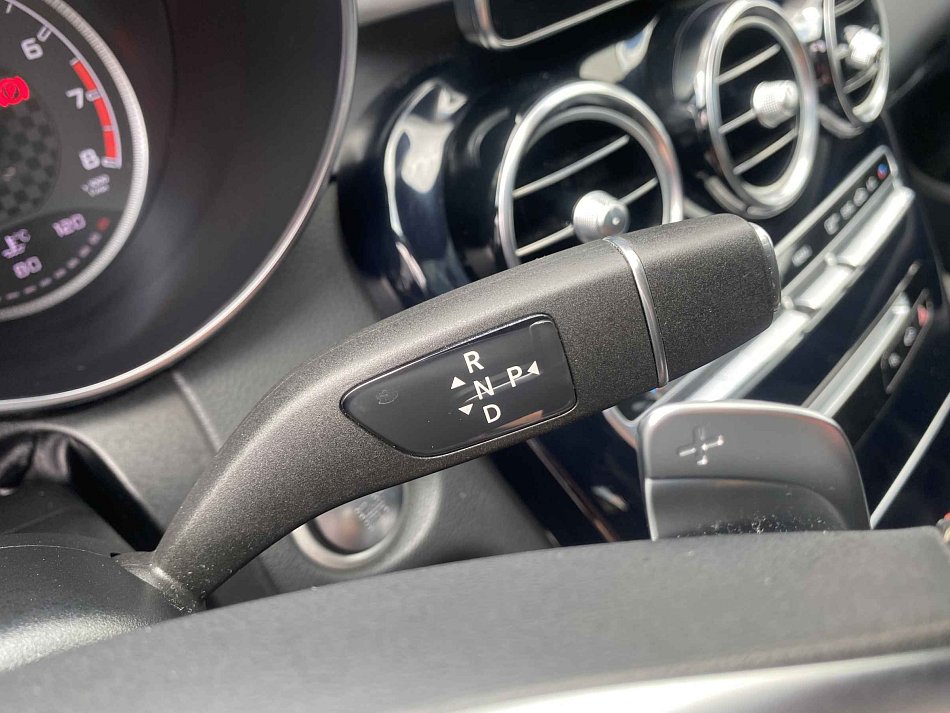 Mercedes-Benz Třída C 3.0 Biturbo AMG C450 4Matic