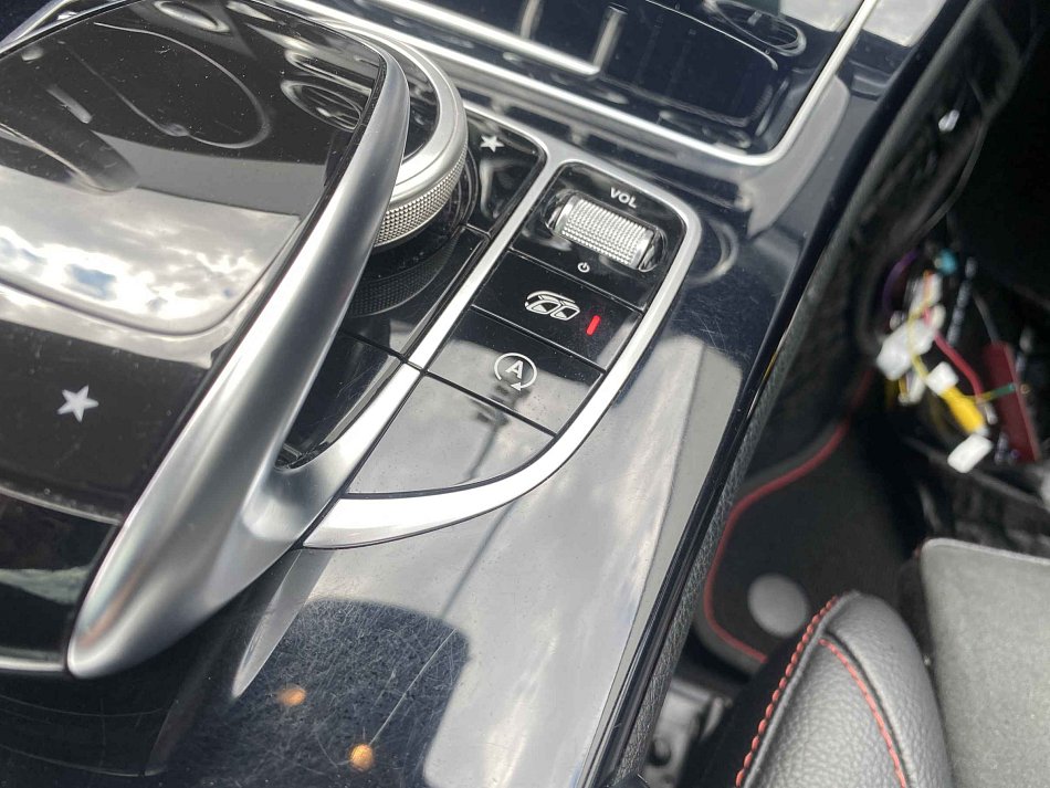 Mercedes-Benz Třída C 3.0 Biturbo AMG C450 4Matic