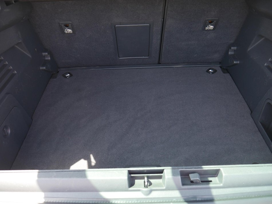 Peugeot 3008 1.6 VTi 