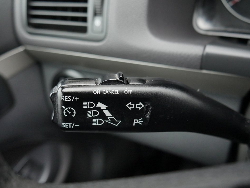 Volkswagen Touran 1.4 TSi 