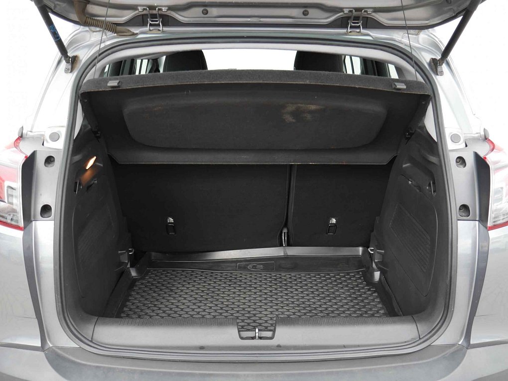 Opel Crossland X 1.2 i 