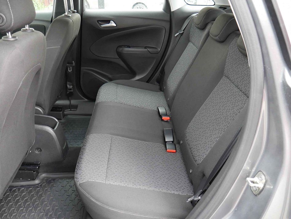 Opel Crossland X 1.2 i 