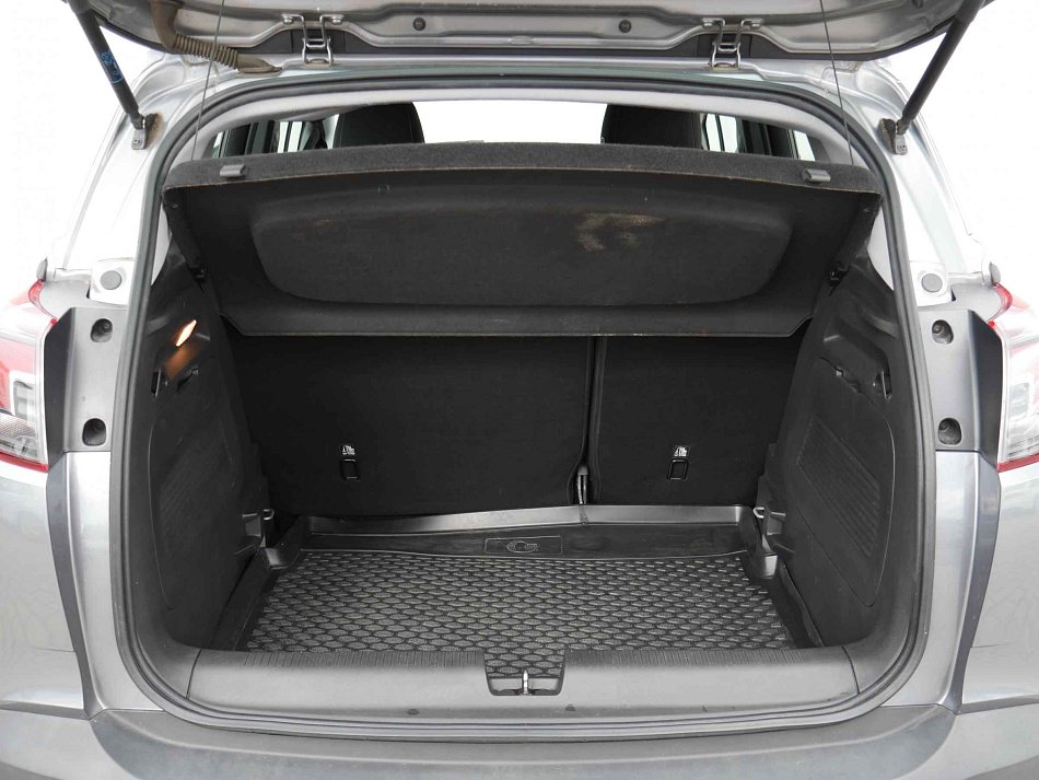 Opel Crossland X 1.2 i 