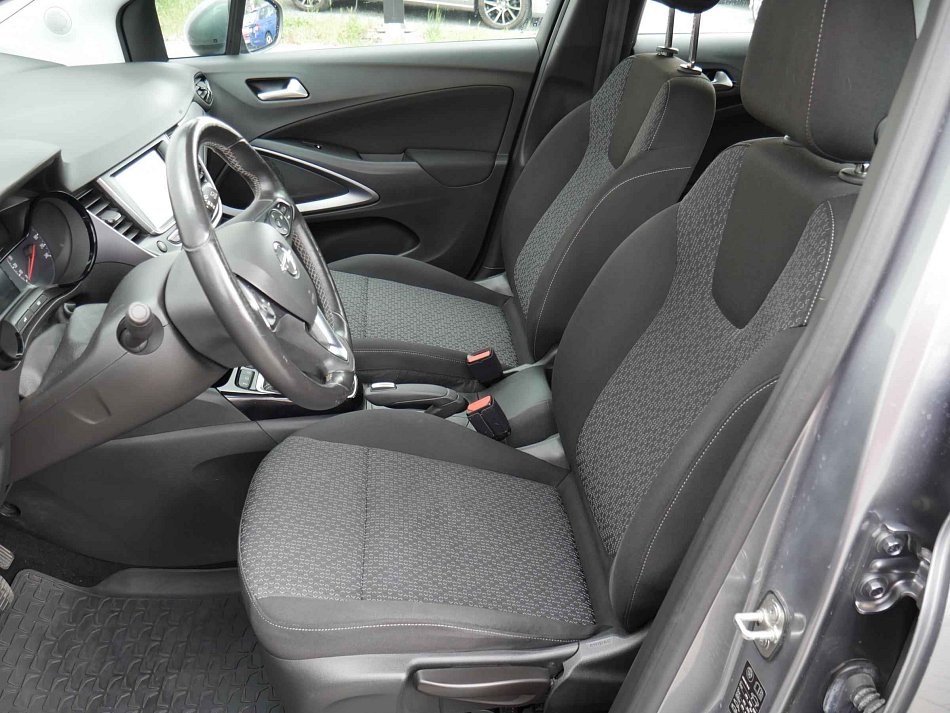 Opel Crossland X 1.2 i 