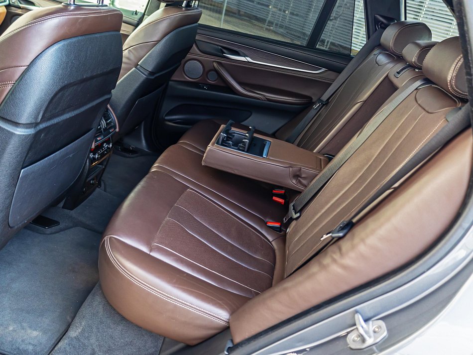 BMW X5 3.0 D M Paket M50d xDrive