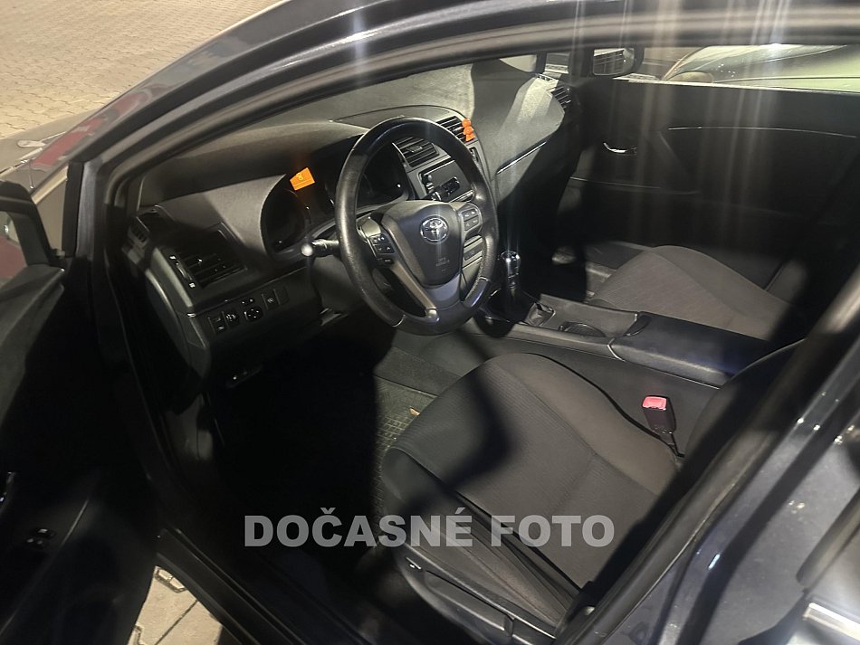Toyota Avensis 2.0 D 