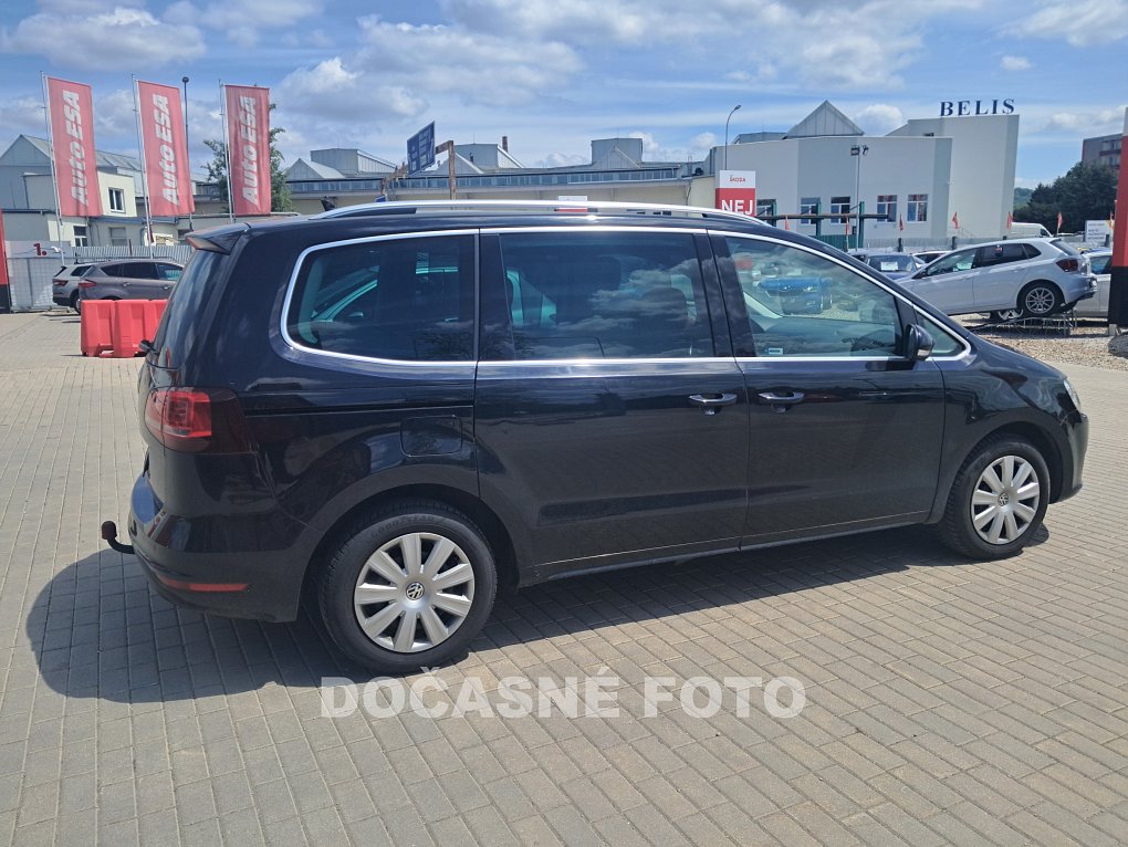 Volkswagen Sharan 2.0 TDi 