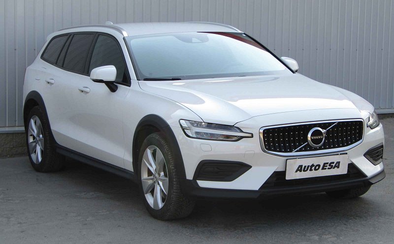 Volvo V60 2.0 D4 Cross Country 4x4