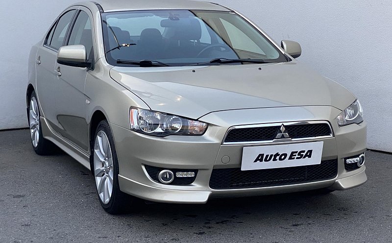 Mitsubishi Lancer 1.8 MiVEC Intense