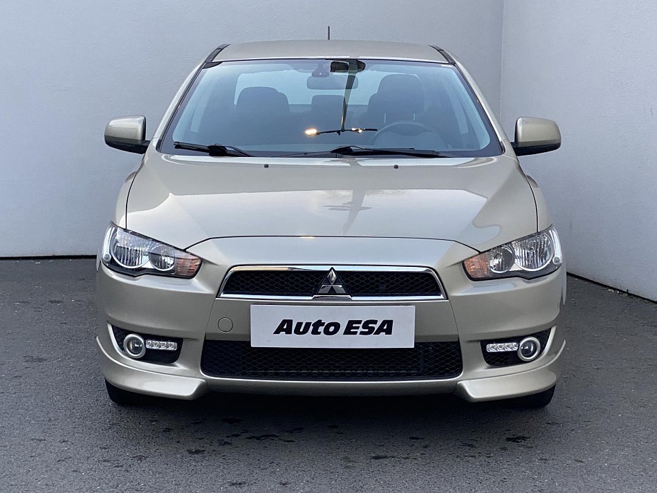 Mitsubishi Lancer 1.8 MiVEC Intense