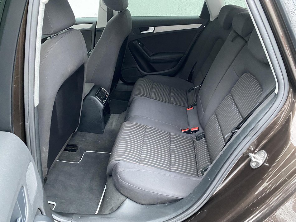 Audi A4 2.0 TDi Ambiente Quattro