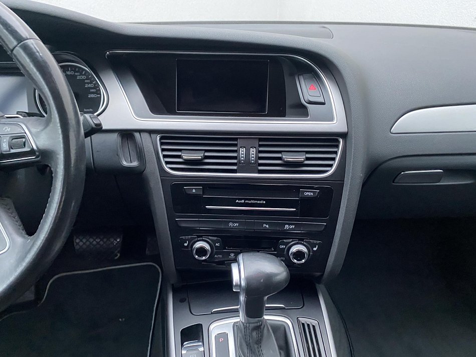 Audi A4 2.0 TDi Ambiente Quattro