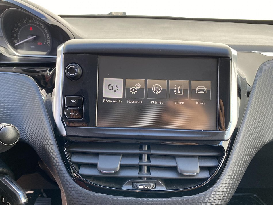 Peugeot 2008 1.2 PT Style