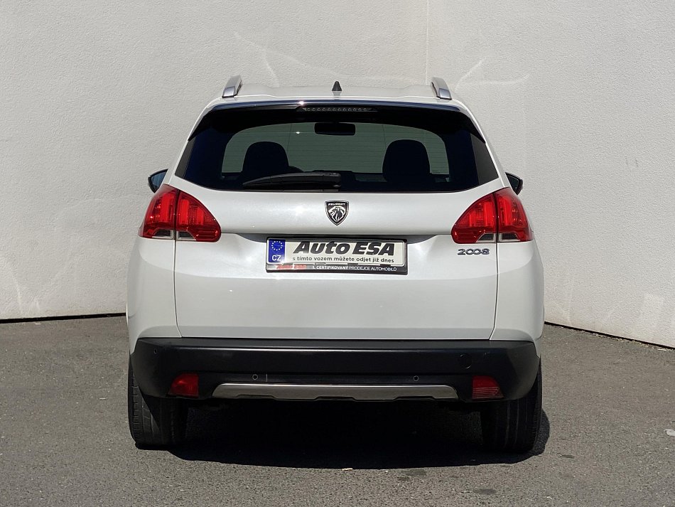 Peugeot 2008 1.2 PT Style