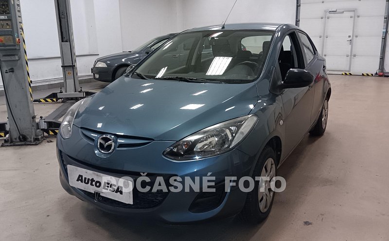 Mazda 2 1.4i 