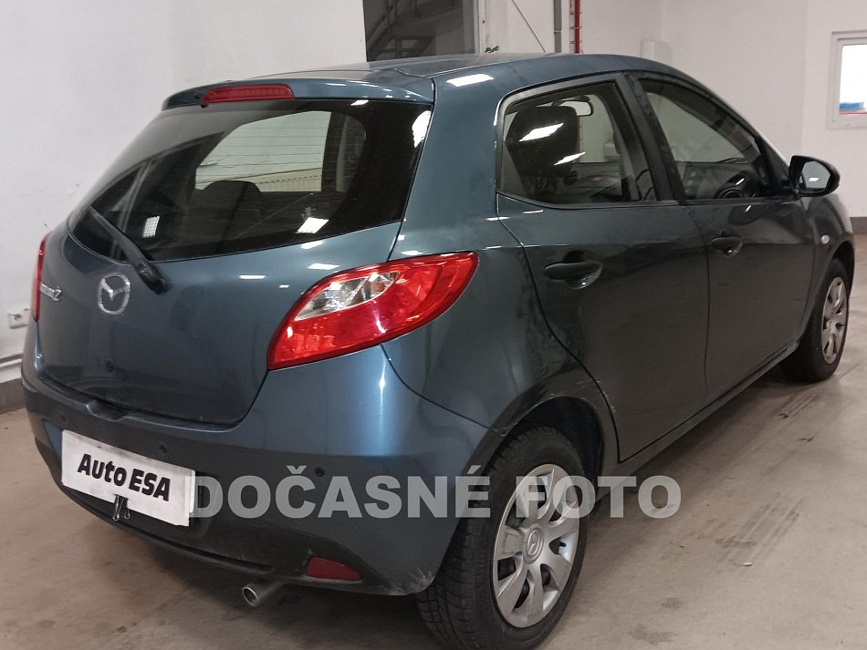 Mazda 2 1.4i 