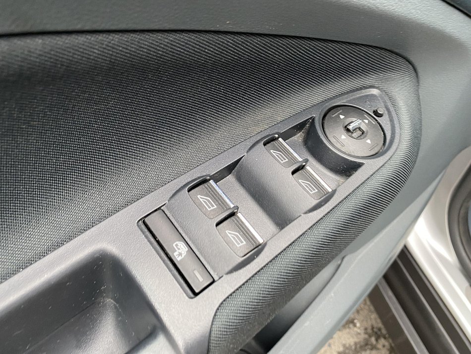 Ford C-MAX 1.6 Ti-VCT Titanium