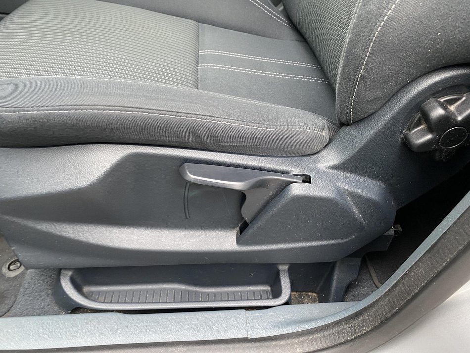 Ford C-MAX 1.6 Ti-VCT Titanium