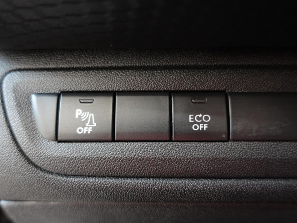 Peugeot 2008 1.2PT 