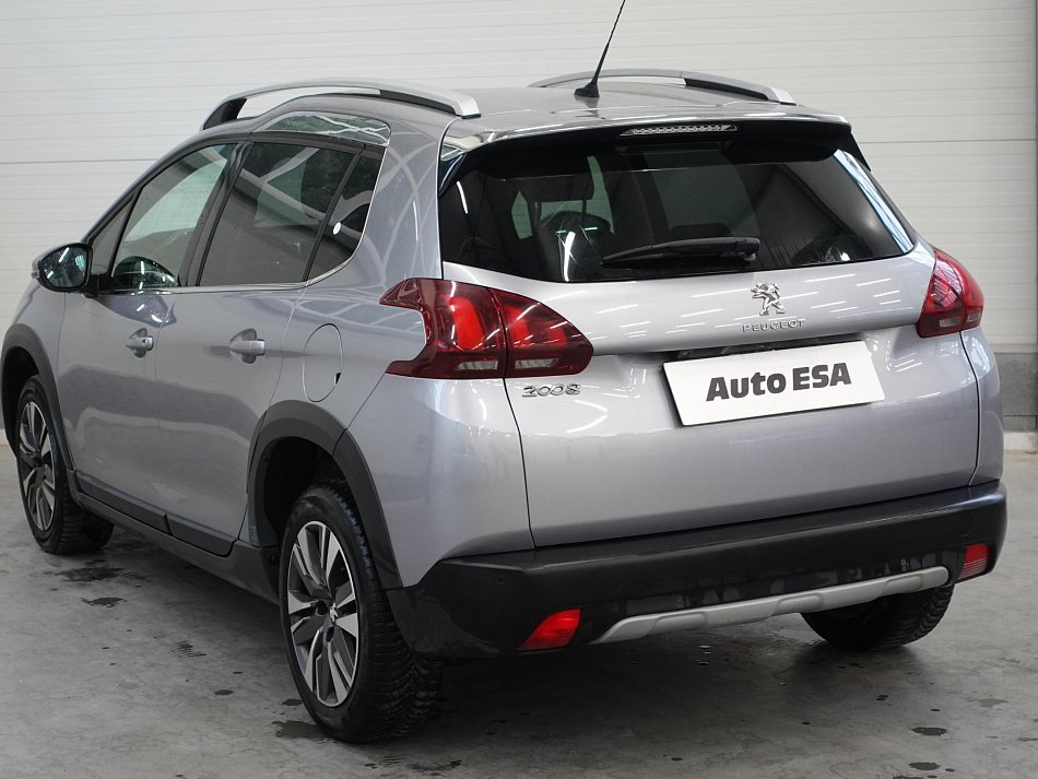 Peugeot 2008 1.2PT 