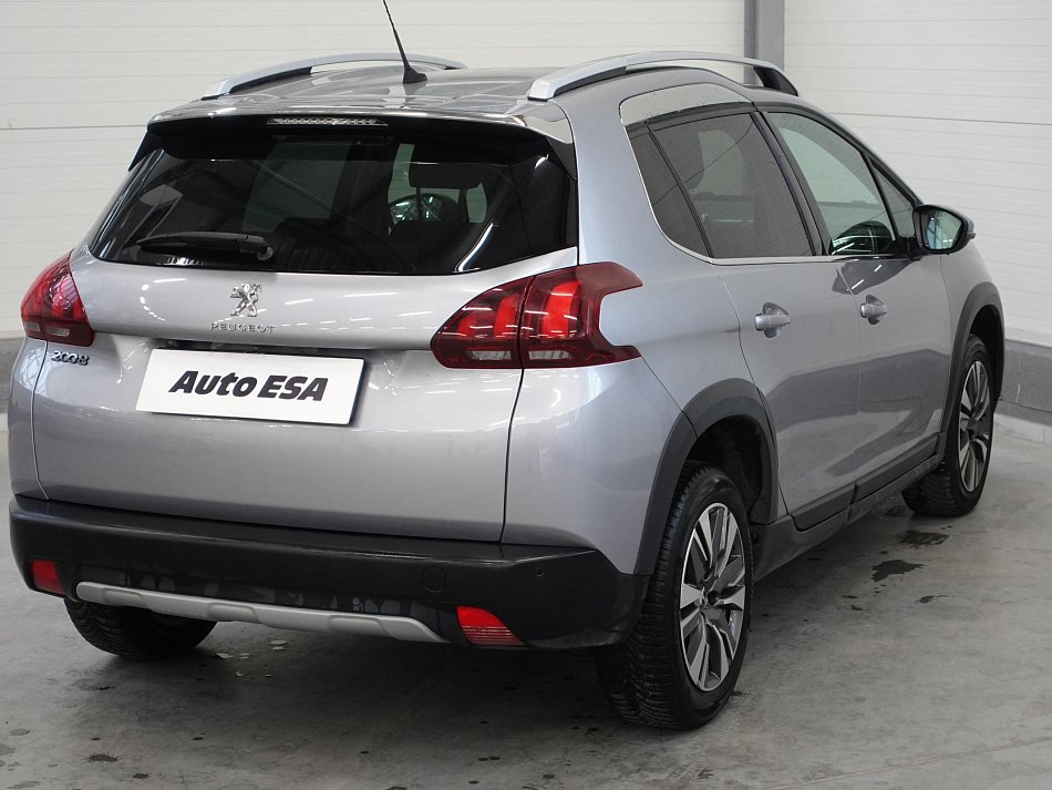 Peugeot 2008 1.2PT 