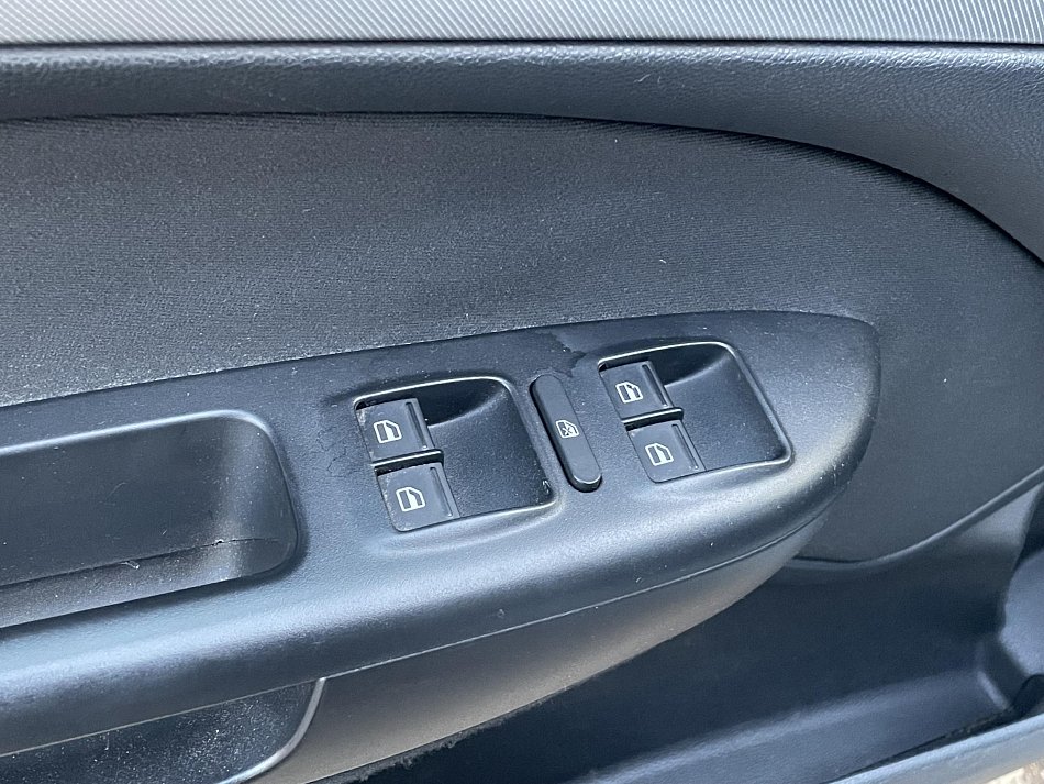 Škoda Octavia II 2.0 TDi Elegance