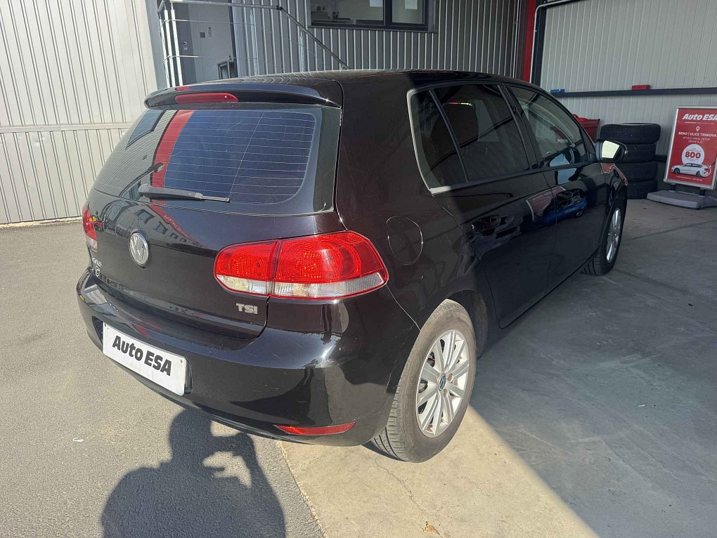 Volkswagen Golf 1.2 TSi 