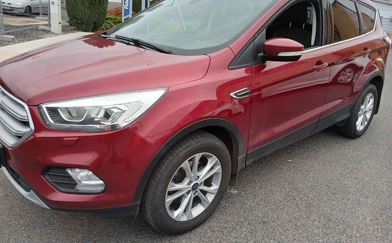 Ford Kuga 1.5 EB Titanium