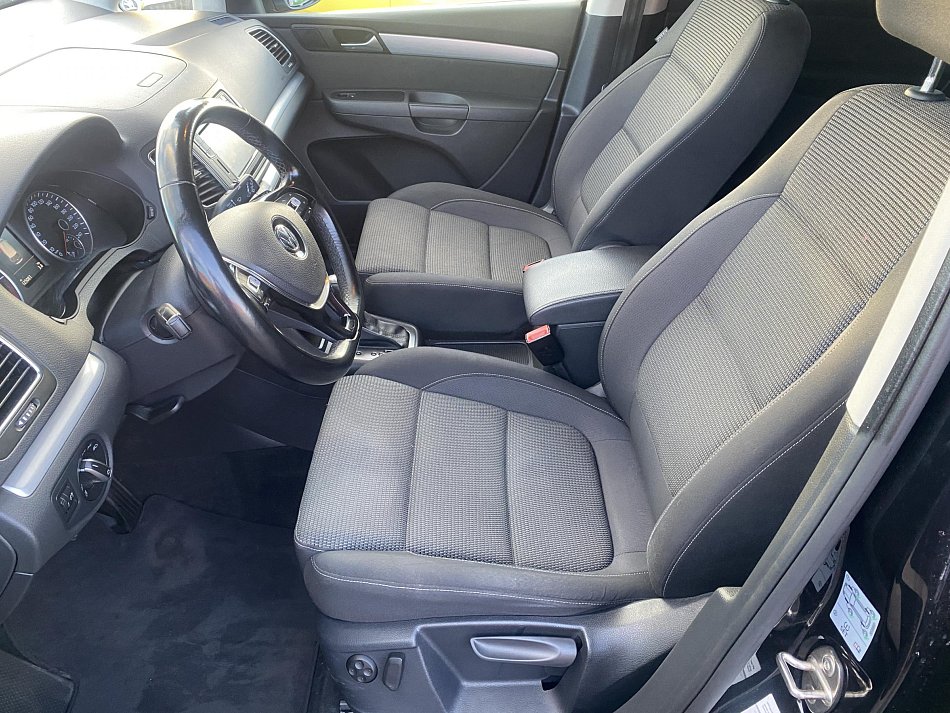 Volkswagen Sharan 2.0TDi 