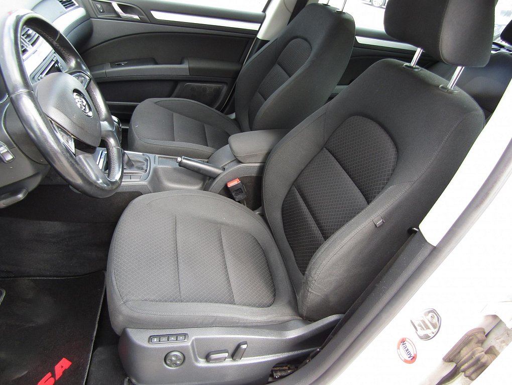 Škoda Superb II 1.6 TDi Ambition