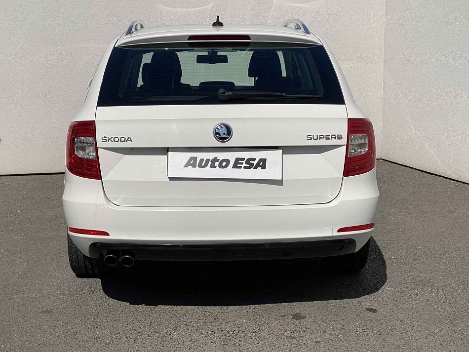 Škoda Superb II 2.0 TDi Ambition