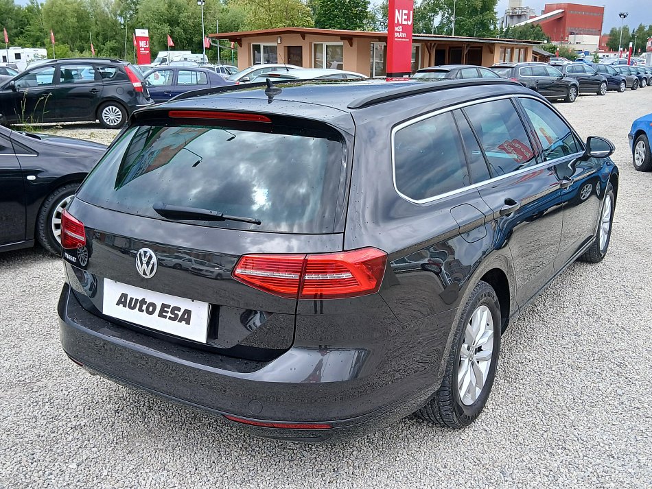 Volkswagen Passat 2.0 TDi Comfortline