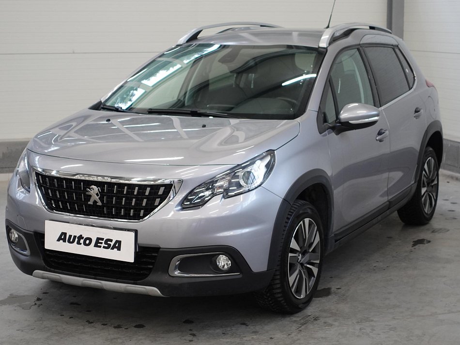 Peugeot 2008 1.2PT 