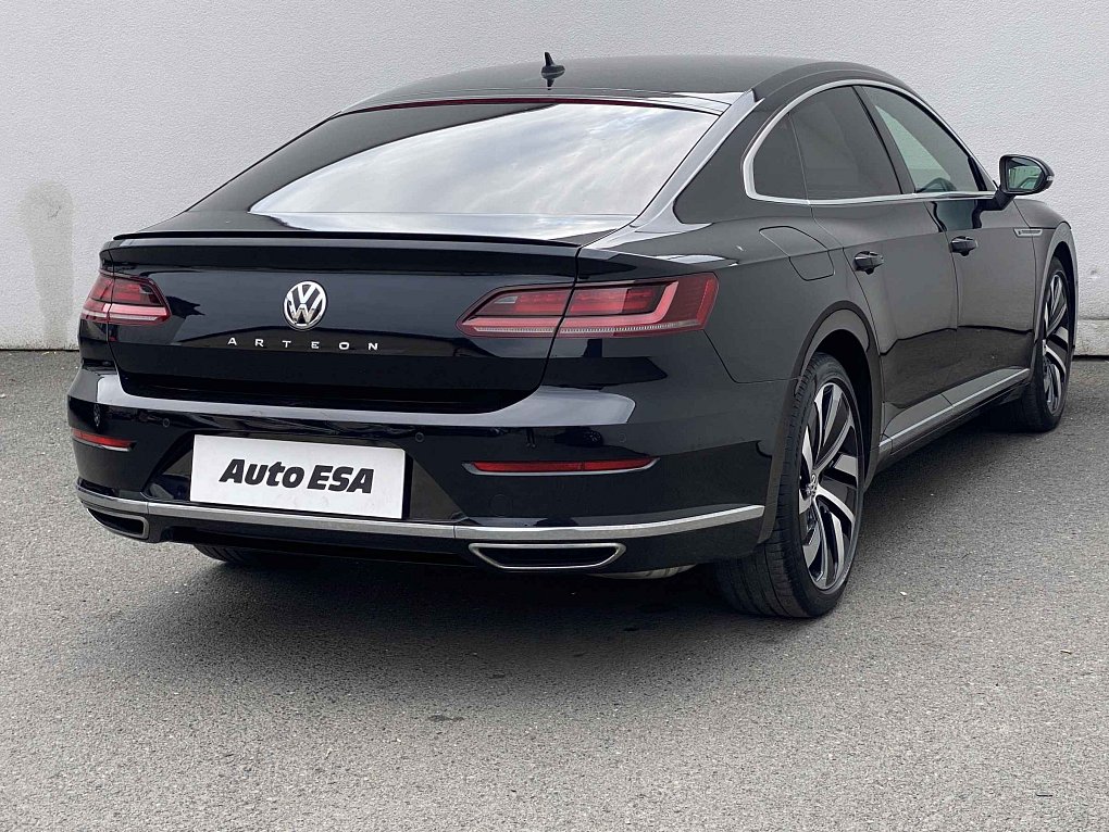 Volkswagen Arteon 2.0 TSi R-Line