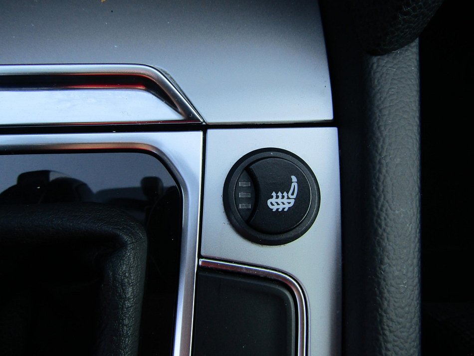 Volkswagen Passat 1.6 TDi 