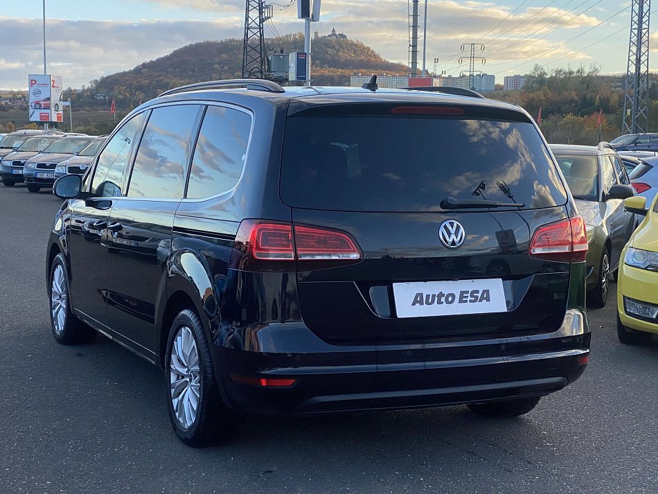 Volkswagen Sharan 2.0TDi 
