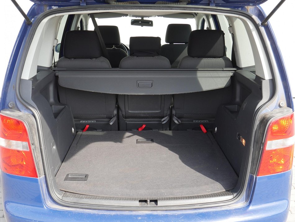 Volkswagen Touran 1.6i 