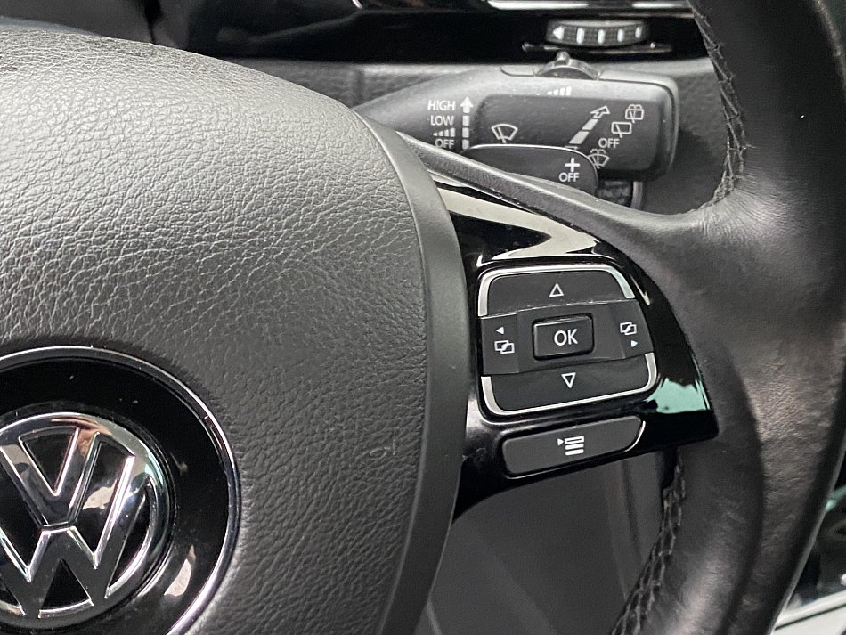 Volkswagen Touareg 3.0 V6  4x4