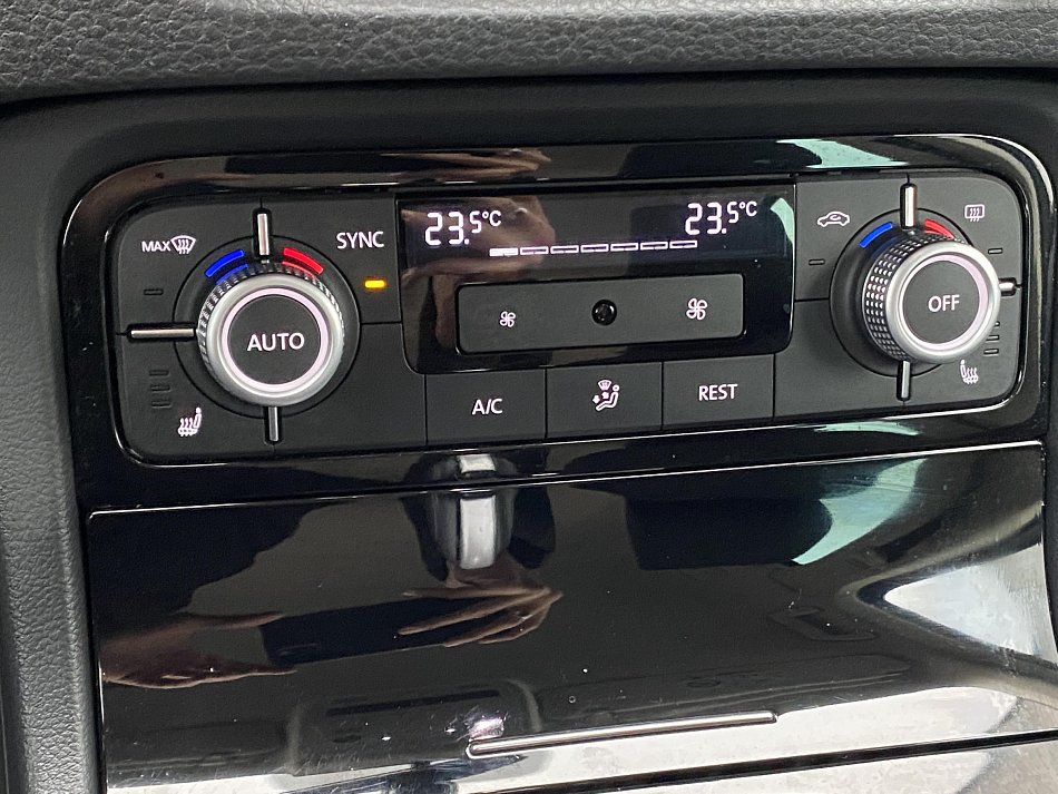 Volkswagen Touareg 3.0 V6  4x4