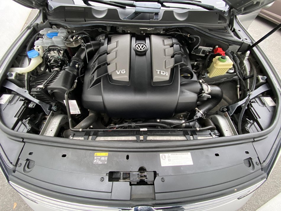 Volkswagen Touareg 3.0 V6  4x4