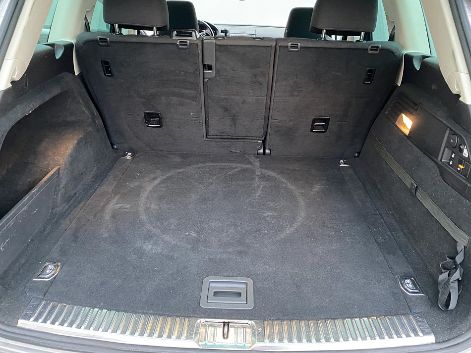 Volkswagen Touareg 3.0 V6  4x4