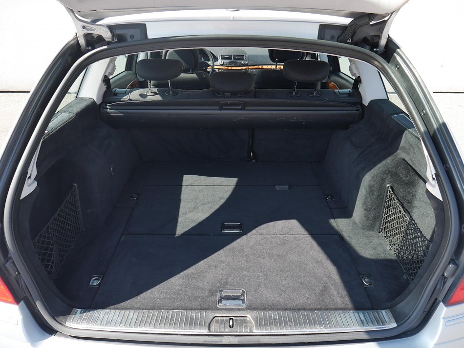 Mercedes-Benz Třída E 2.2CDi  E200