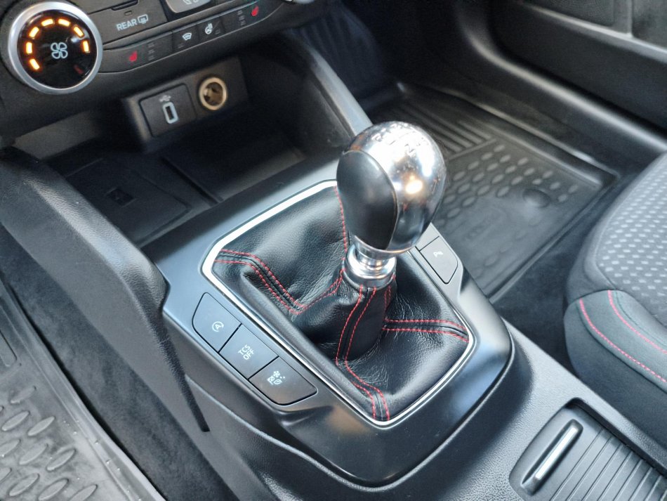 Ford Focus 2.0 EB ST-Line