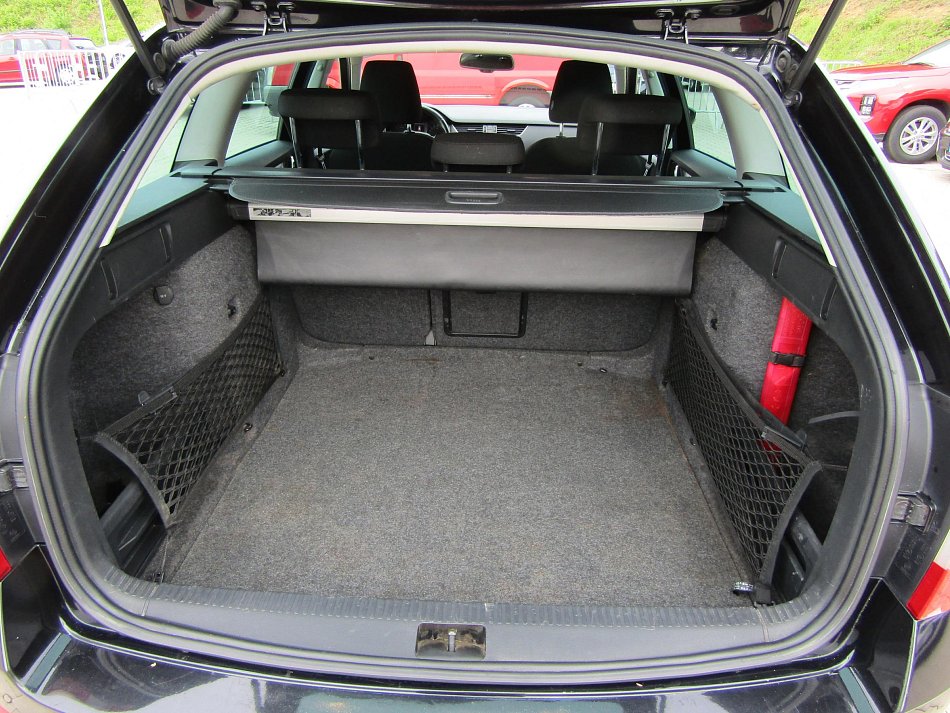 Škoda Octavia III 2.0 TDi  4x4