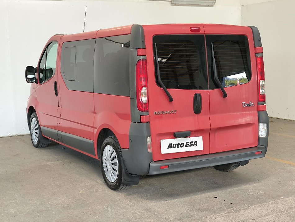Renault Trafic 2.0dCi  9míst