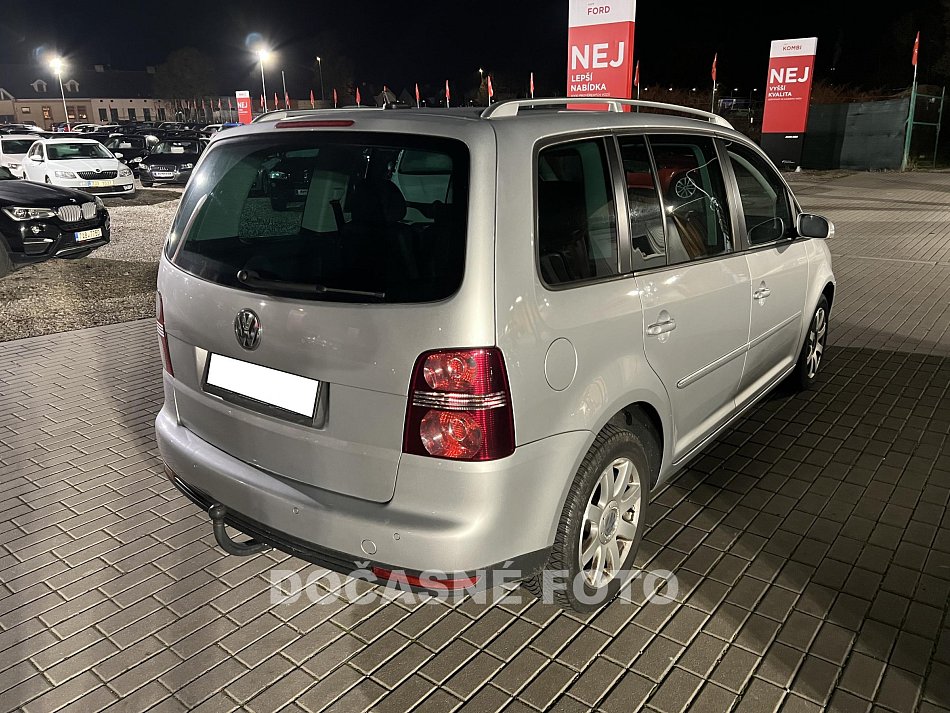 Volkswagen Touran 1.4 TSi 