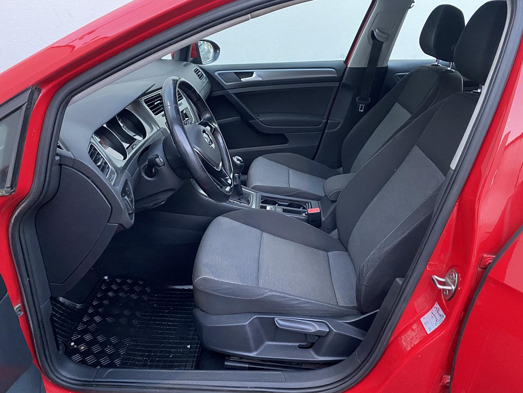 Volkswagen Golf 1.2TSi 