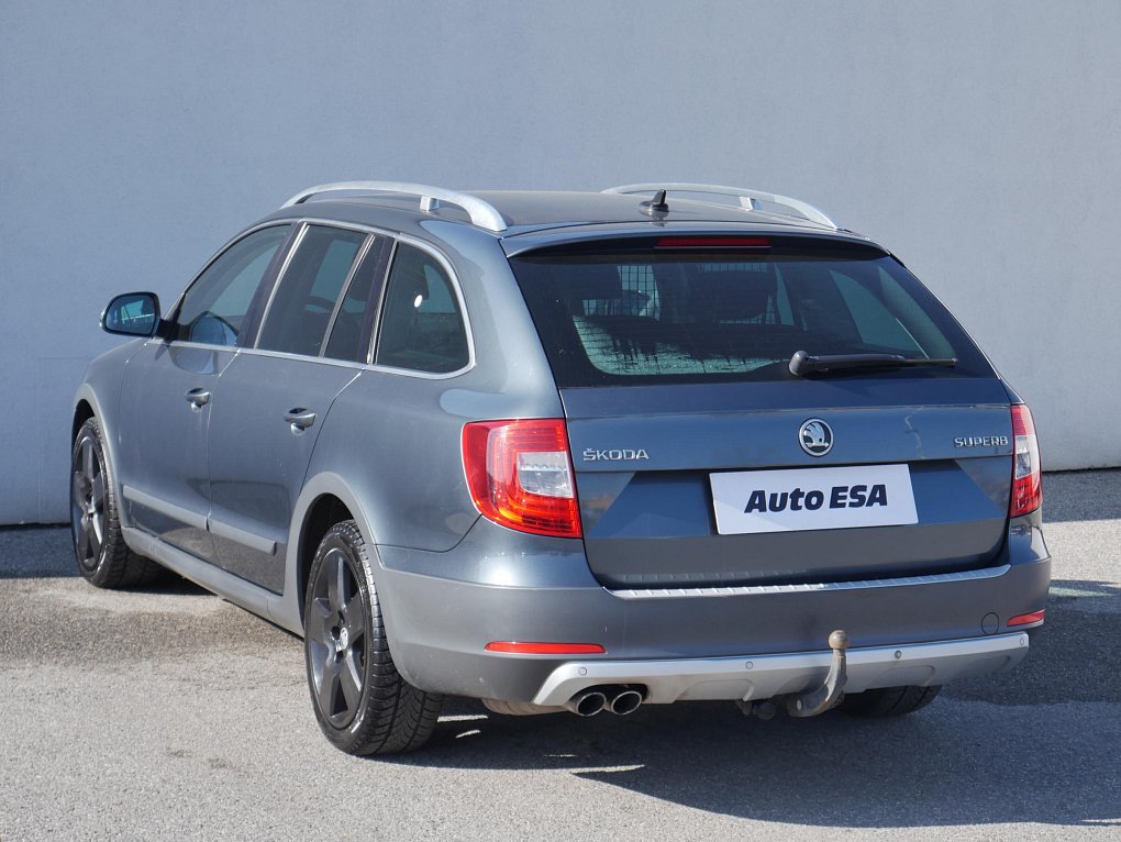 Škoda Superb II 2.0TDi Outdoor