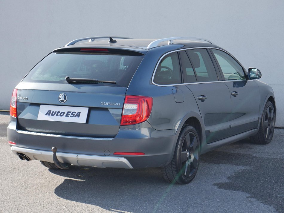 Škoda Superb II 2.0TDi Outdoor