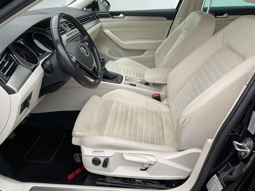 Volkswagen Passat 2.0 TDi Highline